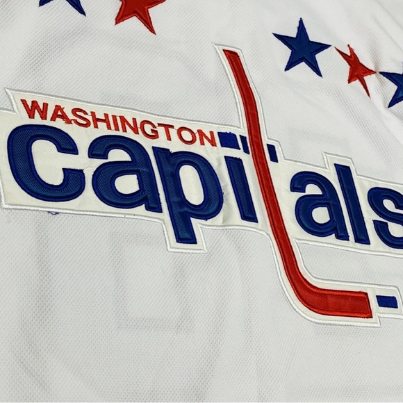 Alexander Semin #28 Washington Capitals Winter Classic Jersey 2011, Mens size XL - Picture 2 of 11